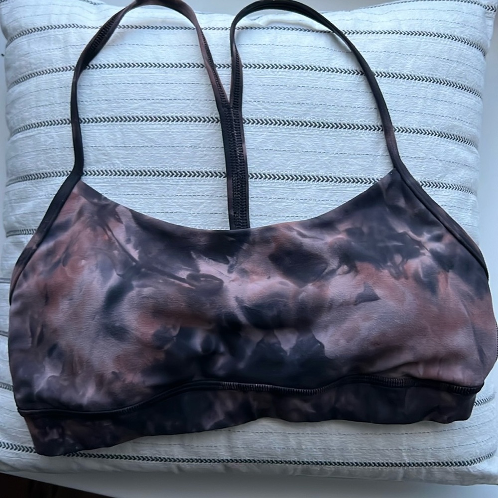 Lululemon Flow Y Bra